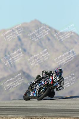 media/Dec-04-2025-Racers Edge (Thu) [[5ebc9f124d]]/3-B Group/6-Session 4 (Turn 9)/